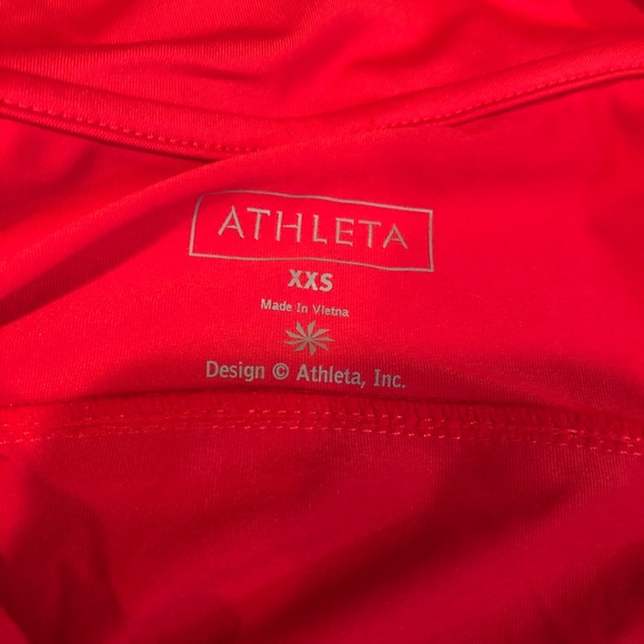 Athleta Hot Shot Performance Top W/ Ruching - Picture 8 of 13